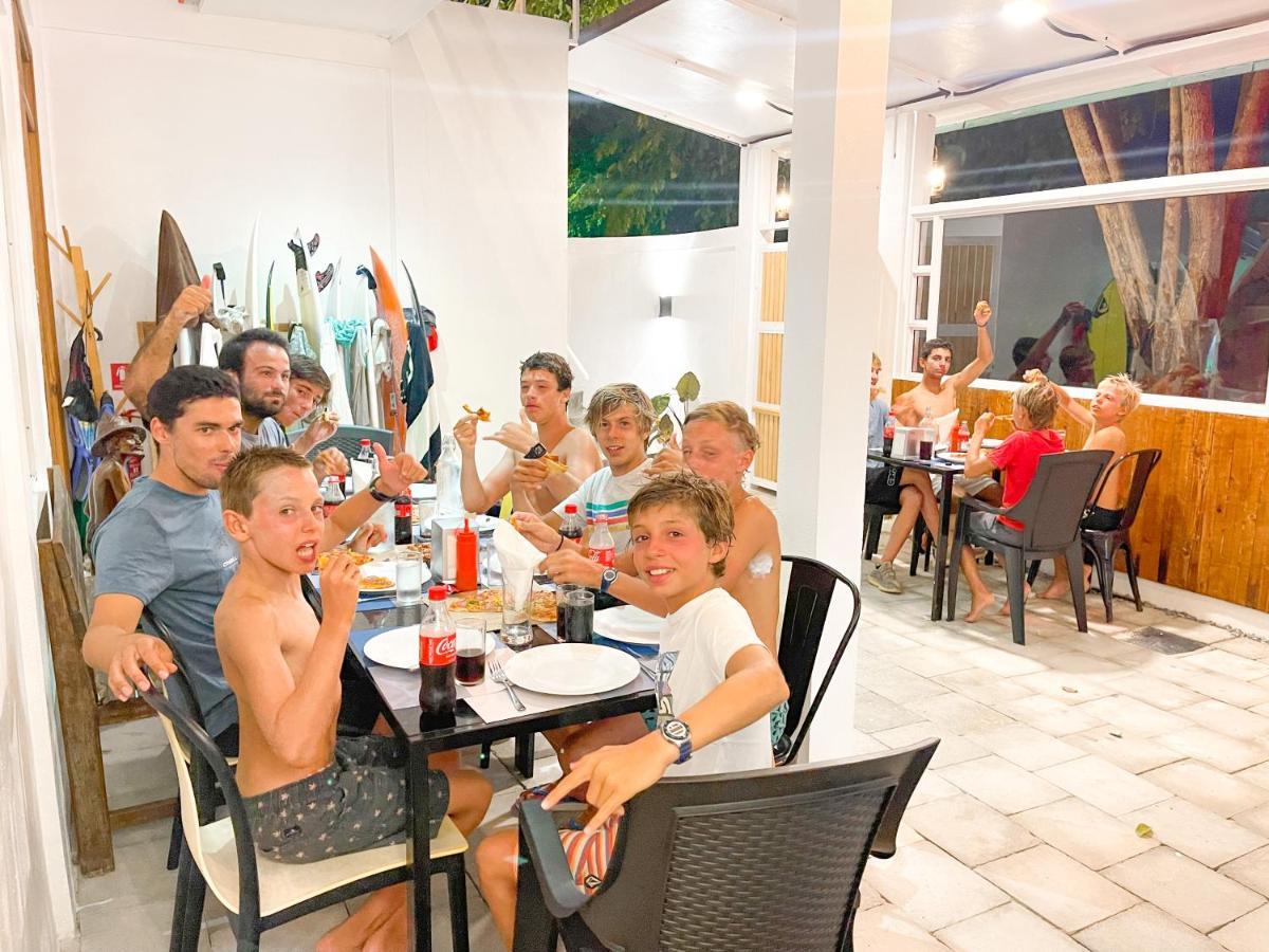 Готель Moodhu Surf House Хіммафуші Екстер'єр фото